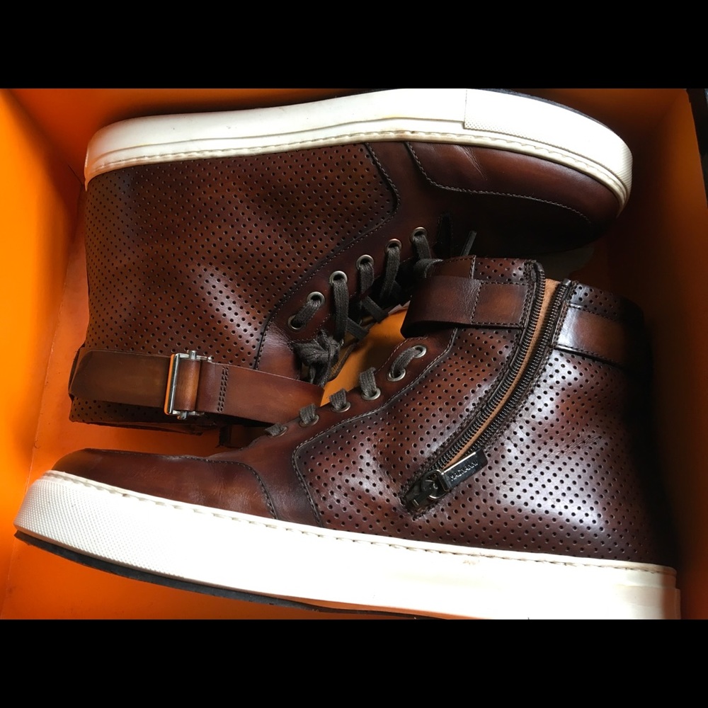 High end Men’s Sneakers
